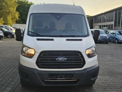 Käytetty Ford Transit