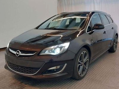 Gebraucht Opel Astra Exklusiv 170 PS (125 kW) 2015 Braun Kombi