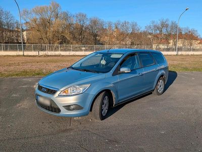 Gebraucht Ford Focus 101 PS (74 kW) 2009 Kombi