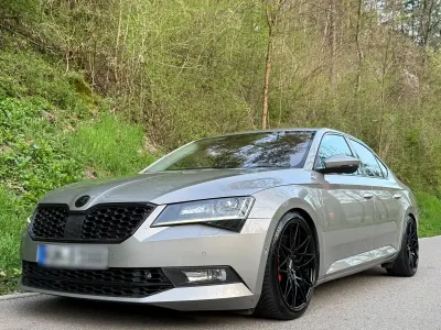 Usata Skoda Superb Style 280 CV (205 kW) 2016 Berlina