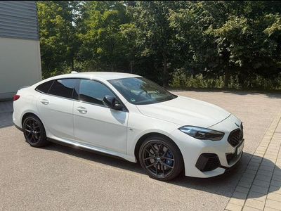 BMW M235