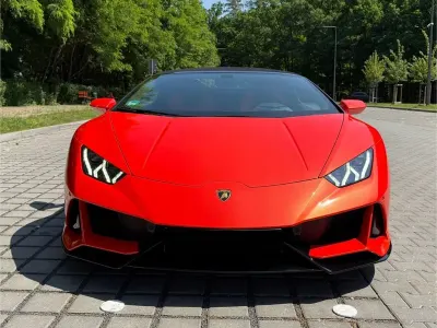 Second-hand Lamborghini Huracán 640 CP (470 kW) 2023 Portocaliu Cabrio