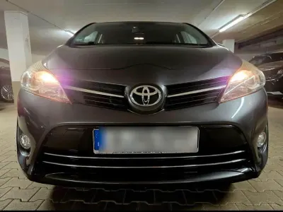 Brugt Toyota Verso 147 HK (108 kW) 2013 Grå MPV