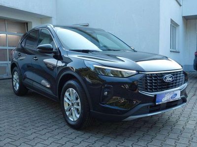 Neu Ford Kuga Titanium 186 PS (136 kW) 2025 Schwarz SUV
