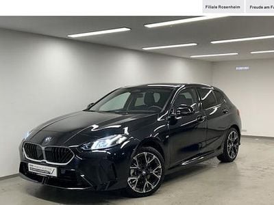 Gebraucht BMW 120 Sport Line 170 PS (125 kW) 2025 Saphirschwarz Kleinwagen