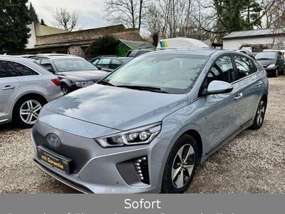 Gebraucht Hyundai Ioniq Premium 88 kW (120 PS) 2018 Silber Kleinwagen