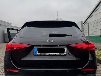 Schwarz Gebraucht 2022 Mercedes C220 Avantgarde Kombi | 30.450 € (Superpreis)