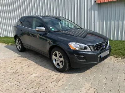 Używany Volvo XC60 215 KM (158 kW) 2012 Szary SUV