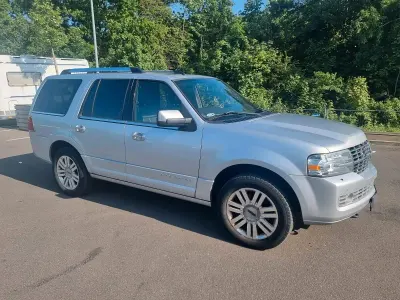 Gebraucht Lincoln Navigator 315 PS (231 kW) 2011 Silber SUV