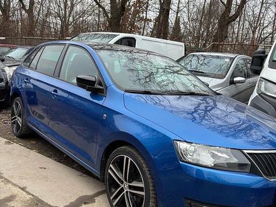 Usata Skoda Rapid 105 CV (77 kW) 2014 Blu Utilitaria