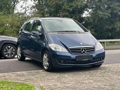 Gebraucht Mercedes A180 109 PS (80 kW) 2009 Blau Kleinwagen