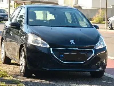 Gebraucht Peugeot 208 82 PS (60 kW) 2014 Schwarz Kleinwagen