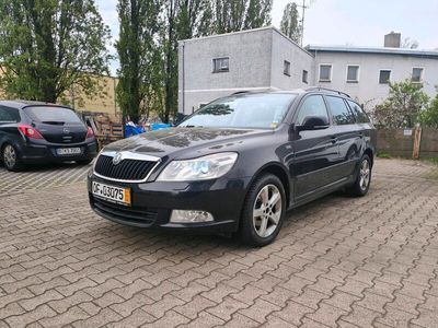 gebraucht Skoda Octavia 1.6 TDI DSG Xenon Navi