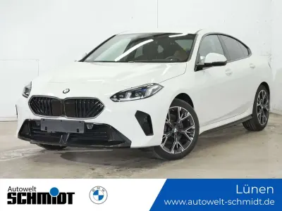 Gebraucht BMW 220 M Sport 163 PS (119 kW) 2025 Alpinweiß uni Coupé