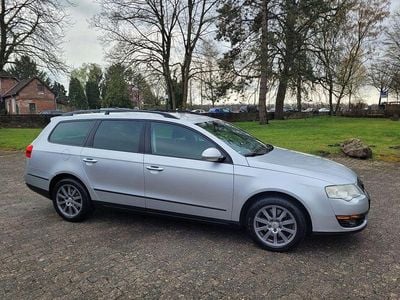 Gebraucht VW Passat Trendline 140 PS (102 kW) 2008 Silber Kombi
