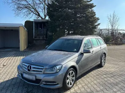 Gebraucht Mercedes C180 120 PS (88 kW) 2013 Grau Limousine