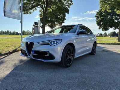 Gebraucht Alfa Romeo Stelvio Veloce 209 PS (153 kW) 2020 Silber SUV