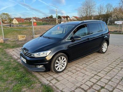 Gebraucht VW Touran Highline 150 PS (110 kW) 2016 Schwarz Van / Kleinbus