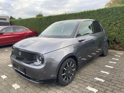 Honda e