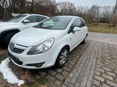 Gebraucht Opel Corsa 101 PS (74 kW) 2010 Weiß Kleinwagen