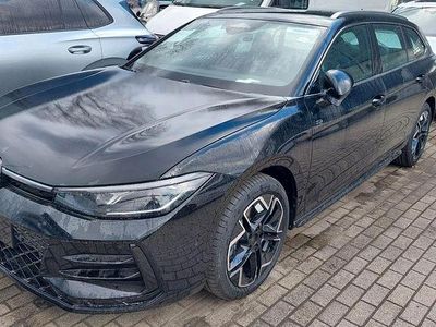 Neu VW Passat R-line 150 PS (110 kW) 2026 Schwarz Kombi