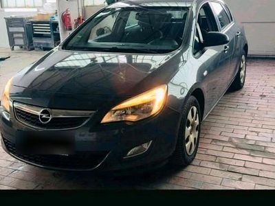 Usata Opel Astra 105 CV (77 kW) 2010 Grigio Utilitaria