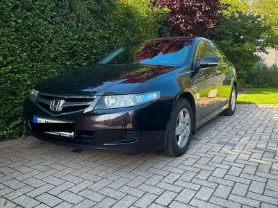 Gebraucht Honda Accord Comfort 155 PS (114 kW) 2006 Braun Limousine