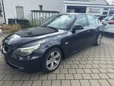 Gebraucht BMW 525 Sport Line 197 PS (144 kW) 2008 Schwarz Limousine