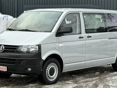 Gebraucht VW T5 140 PS (102 kW) 2015 Silber Van