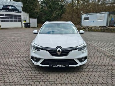 Gebraucht Renault Mégane IV Business 116 PS (85 kW) 2020 Weiß Limousine