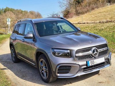 Gebraucht Mercedes GLB220 AMG line 190 PS (139 kW) 2025 Grau SUV