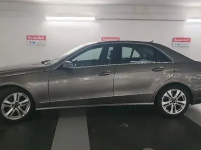 Gebraucht Mercedes E200 184 PS (135 kW) 2011 Grau Limousine
