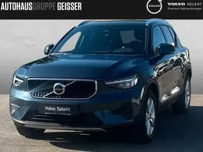 Gebraucht Volvo XC40 Core 163 PS (119 kW) 2025 Blau SUV