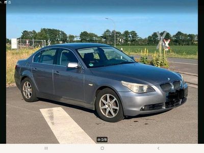 BMW 525
