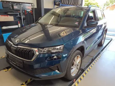 Gebraucht Skoda Karoq Ambition 116 PS (85 kW) 2023 Blau SUV