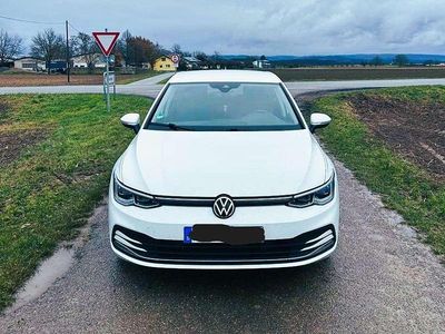 Gebraucht VW Golf VII Style 150 PS (110 kW) 2021 Weiß Kleinwagen