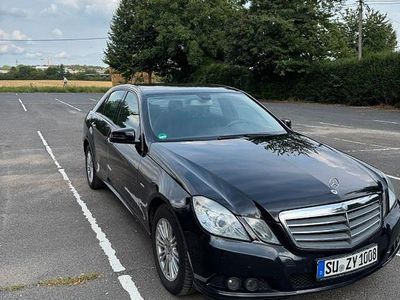 Mercedes E220