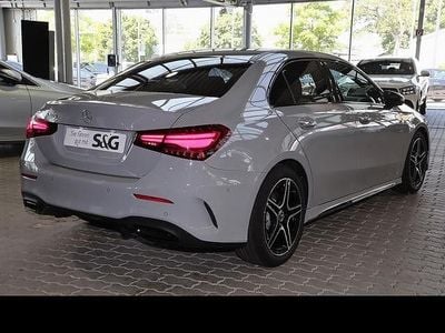 Gebraucht Mercedes A200 Edition 163 PS (119 kW) 2025