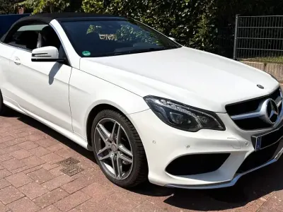Gebraucht Mercedes E200 AMG 184 PS (135 kW) 2015 Weiß Cabrio