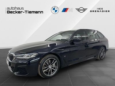 Gebraucht BMW 540 Sport Line 340 PS (250 kW) 2022 M carbonschwarz Kombi