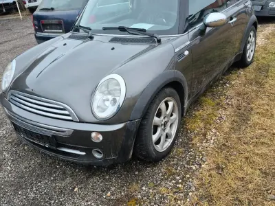 Usata Mini Cooper 116 CV (85 kW) 2006 Grigio Utilitaria