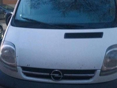 Gebraucht Opel Vivaro 101 PS (74 kW) 2001 Weiß Van / Kleinbus