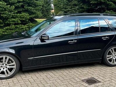Mercedes E280