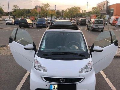 Weiß Gebraucht 2013 Smart ForTwo Coupé Cabrio | 6.390 € (Fairer Preis)