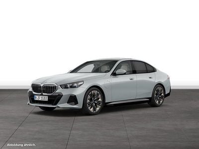 Occasion BMW 550e M Sport 489 PK (359 kW) 2025 Grijs Sedan