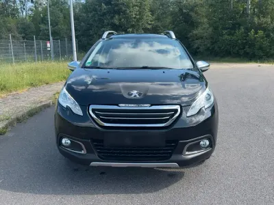Gebraucht Peugeot 2008 110 PS (80 kW) 2015 Schwarz SUV