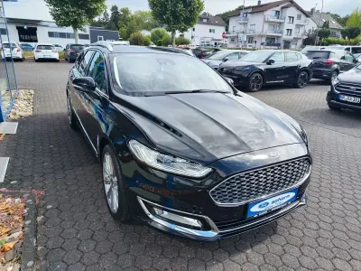 Gebraucht Ford Mondeo Vignale 179 PS (131 kW) 2019 Schwarz Limousine