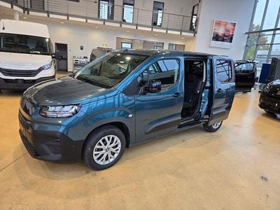 Neu Fiat Doblò Comfort 131 PS (96 kW) 2025 Blau Van / Kleinbus