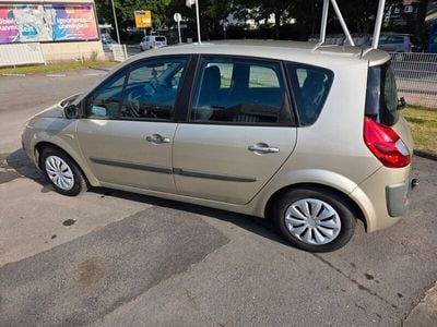 Renault Grand Scénic II