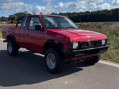 Rot Gebraucht 1994 Nissan PickUp Abholung | 13.200 €